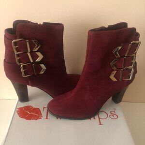 TWO LIPS ankle Boots Size 8, Brand New